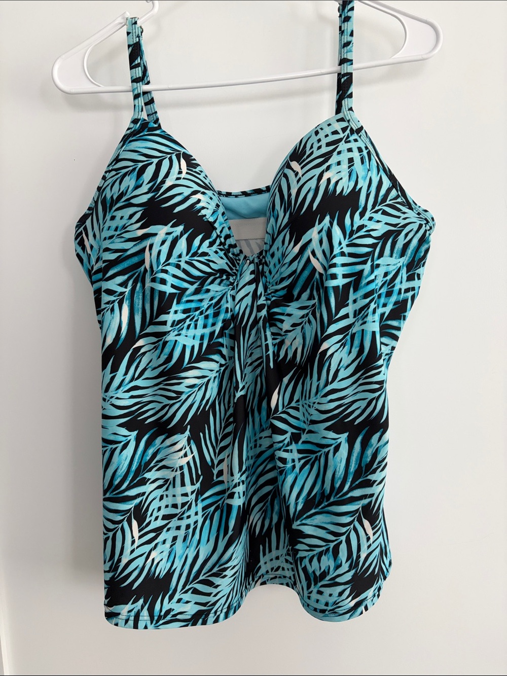 Turquoise Leaf-Print Tankini top